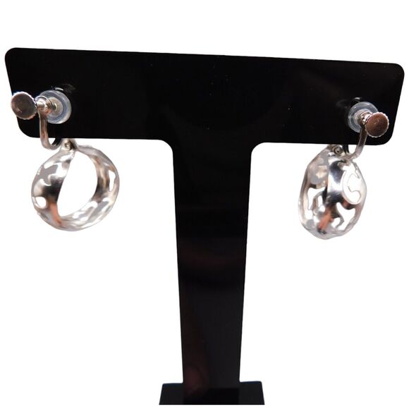 Screw Back Hoop Earrings Silver Tone Classic Timeless Style Fashion Jewelry - Picture 2 of 5